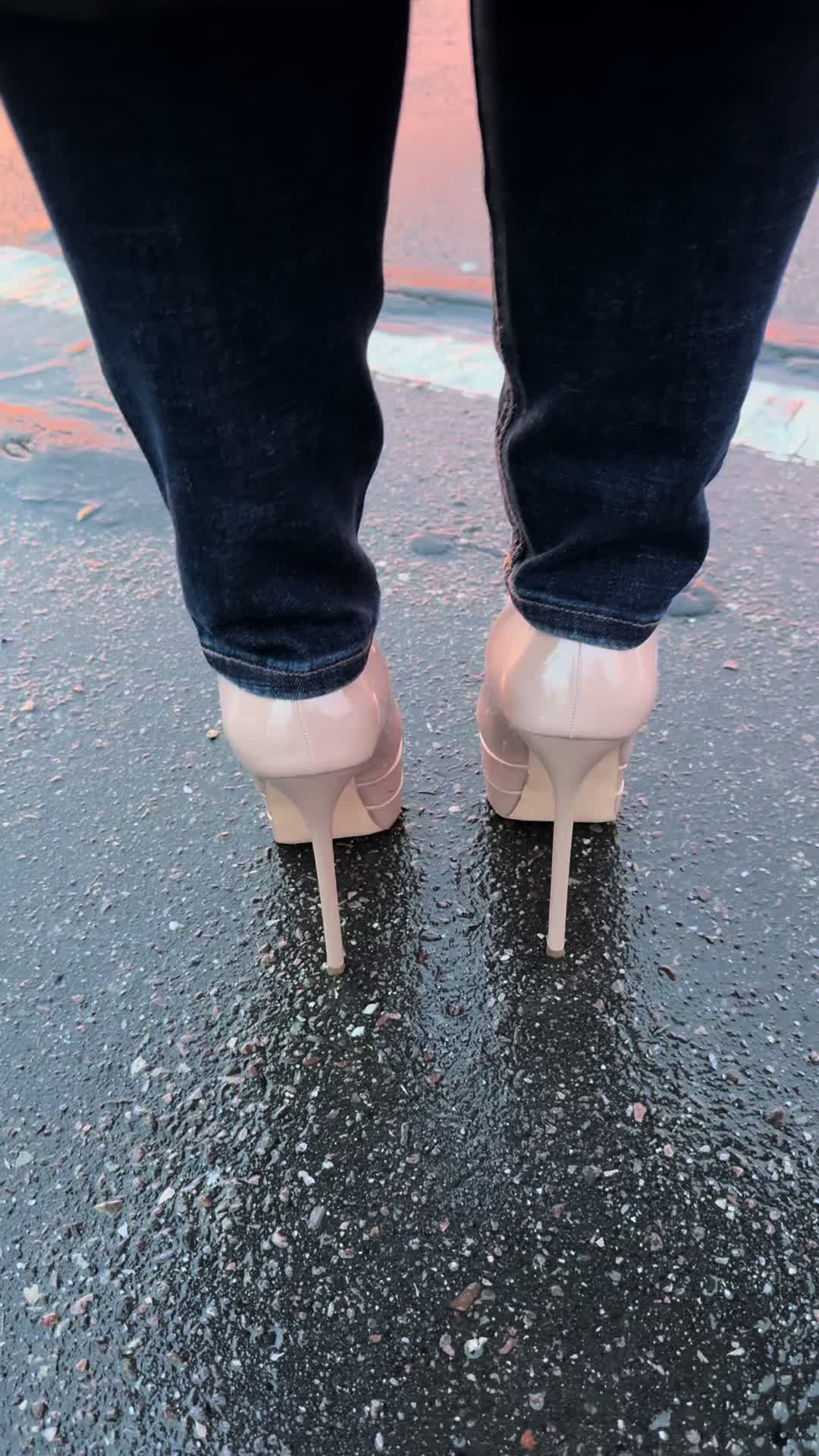 @High.Heels.Wife