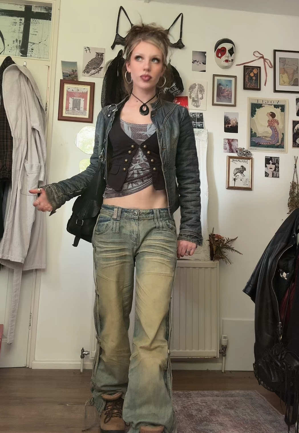@lily valentine🦇🃏
