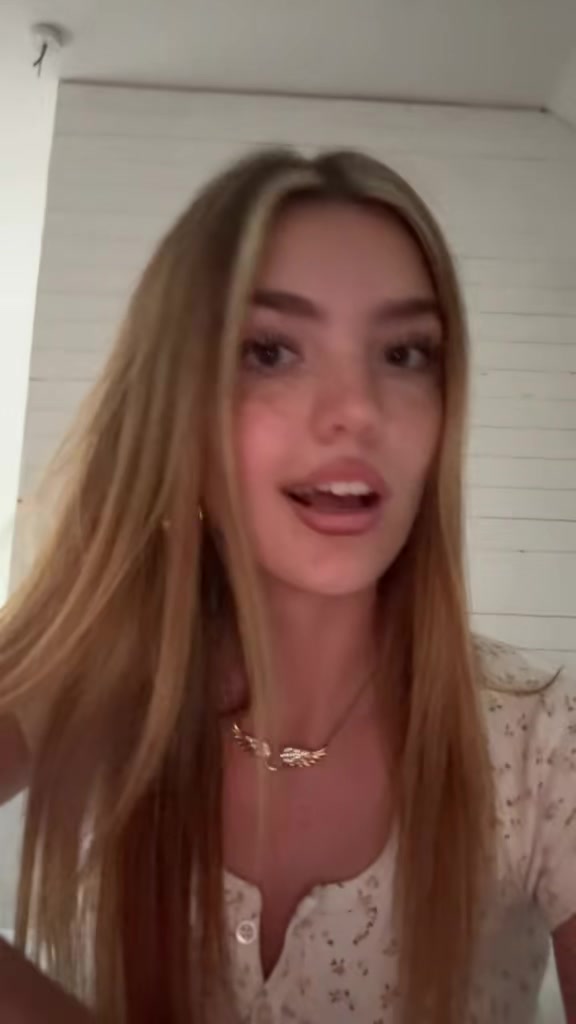 @elleh