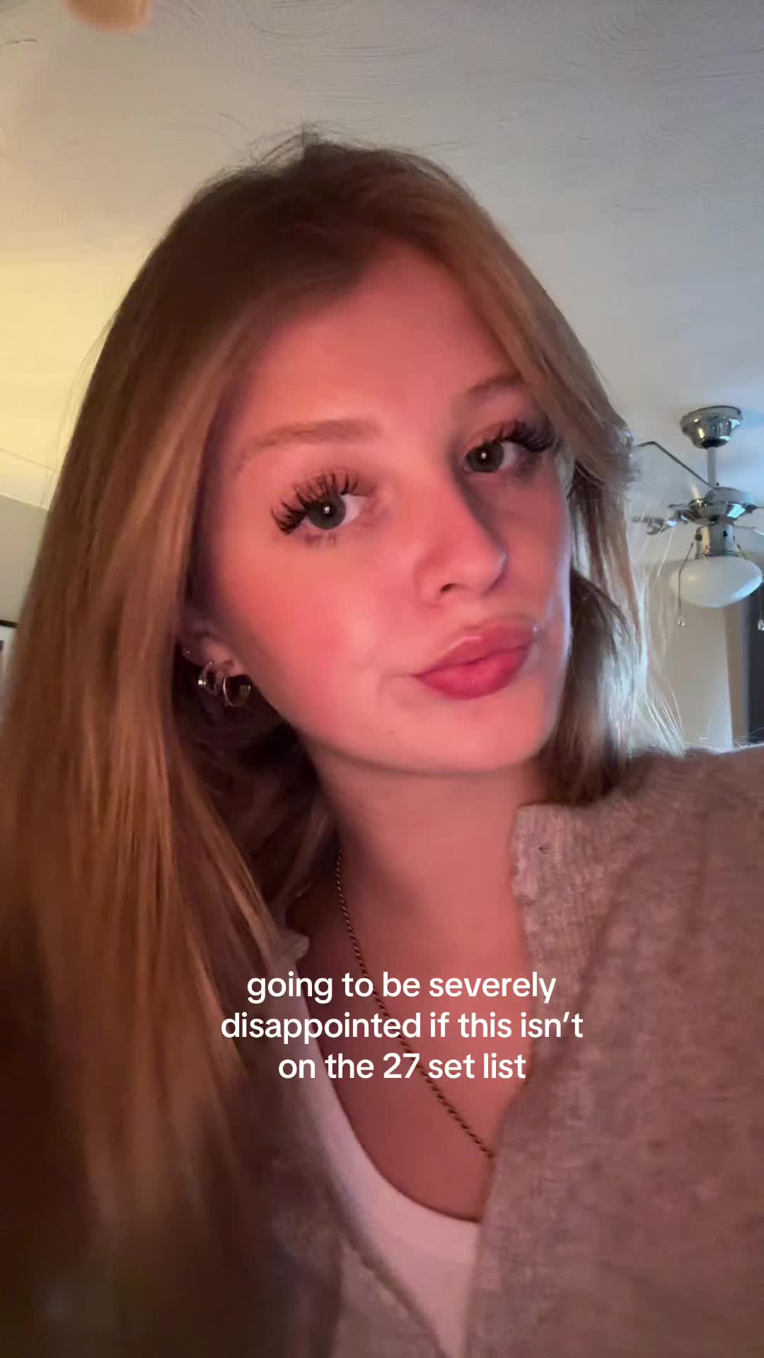 @𝐄𝐕𝐈𝐄🍸