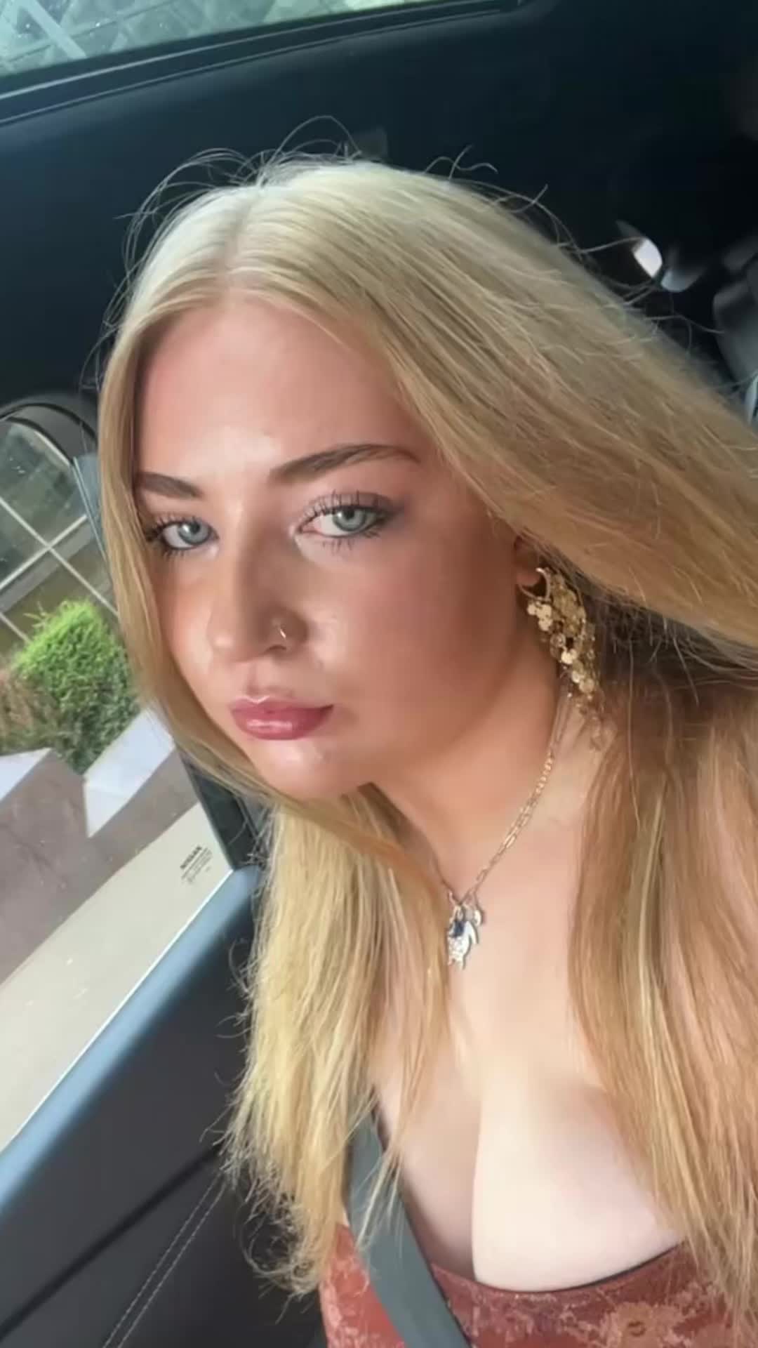 @emily ๐