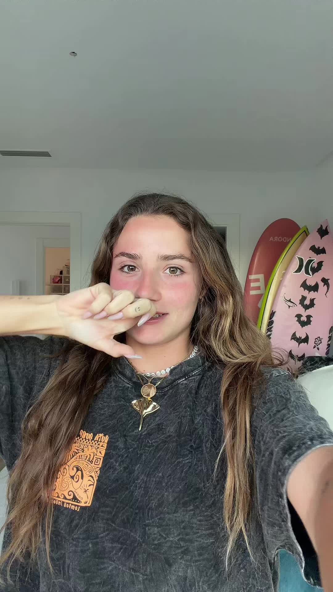 @sofiasurfers🦋✨