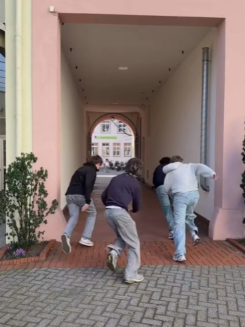 @Völker-Schule