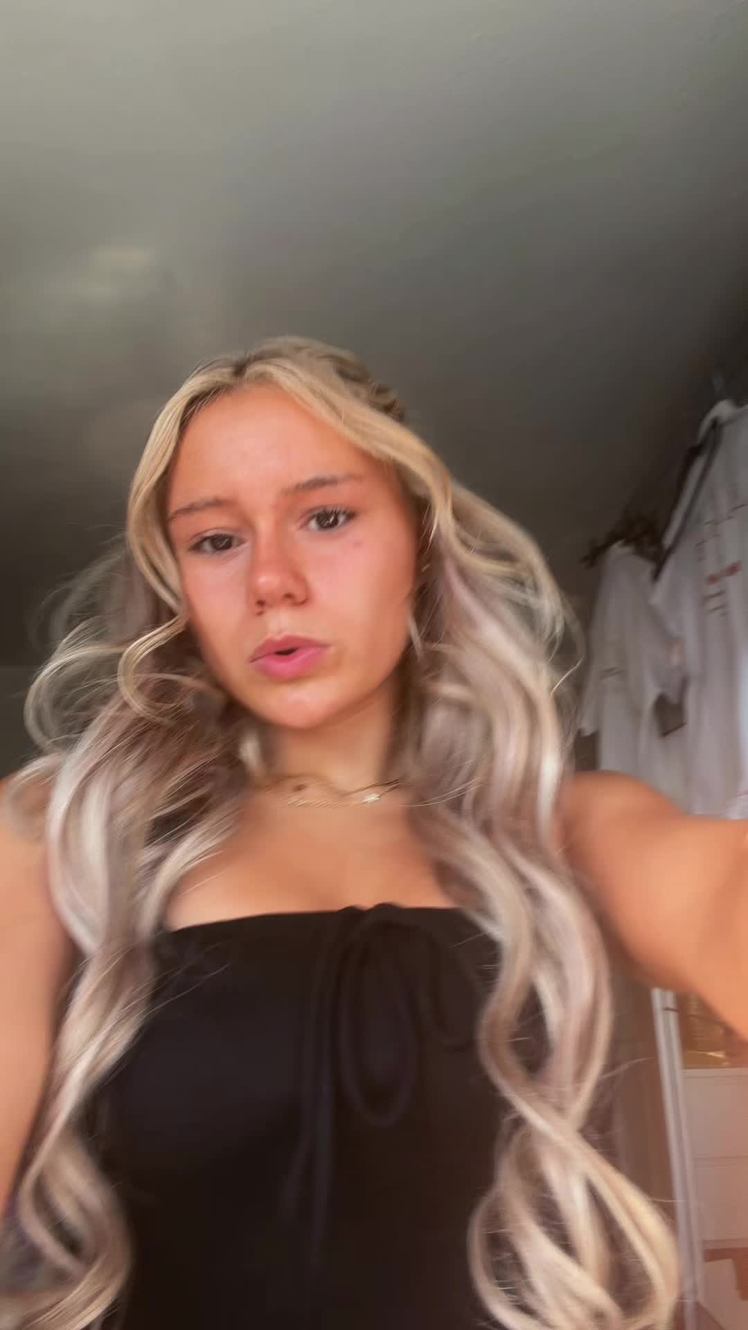 @𝒶𝓁𝒾𝓈𝒽𝒶 𝑔𝓇𝒶𝒸ℯ