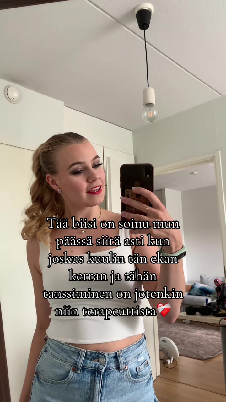 @Helmi / Ig: @helmihelliin