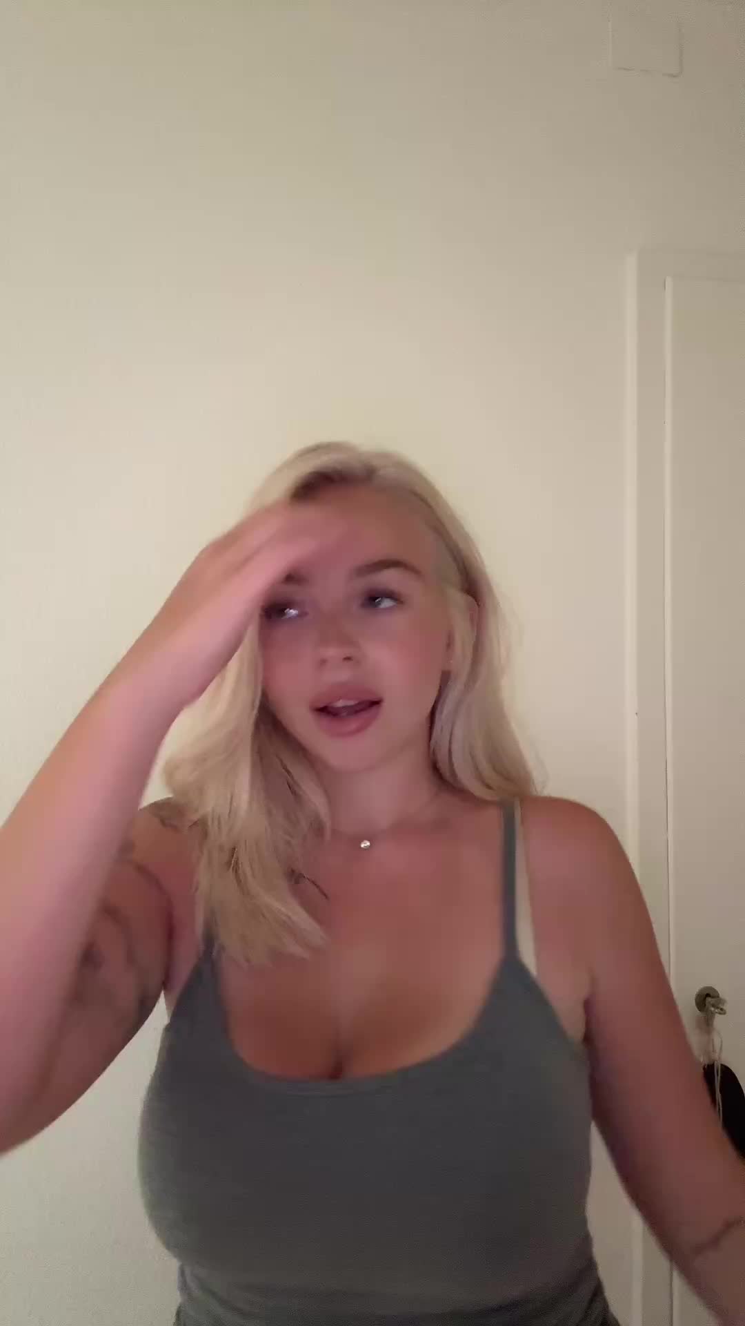 @𝐀𝐥𝐢𝐜𝐢𝐚