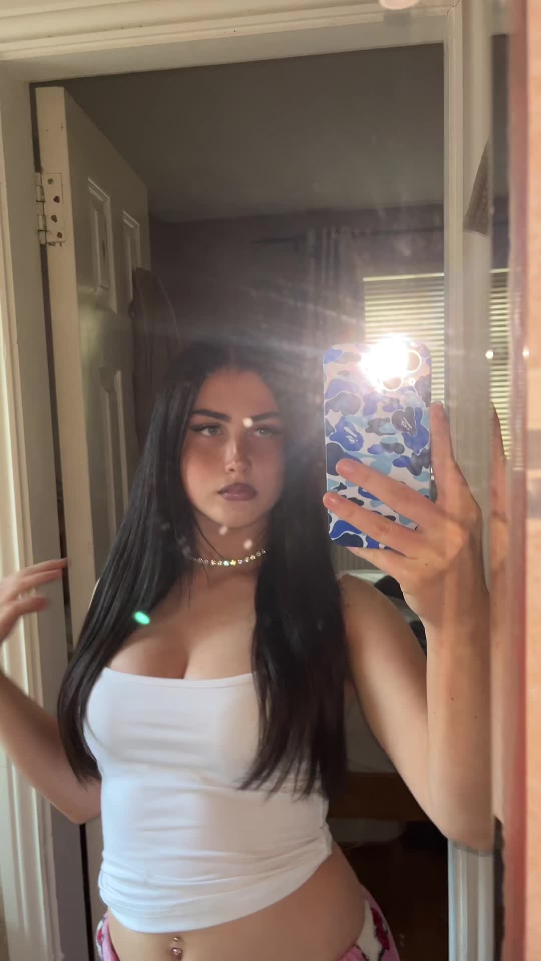@♕
