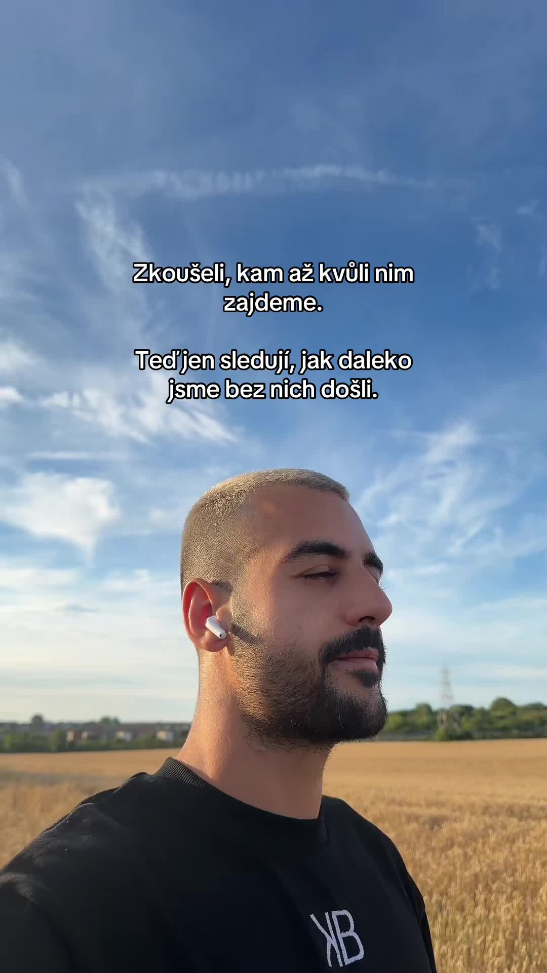@ꓘB
