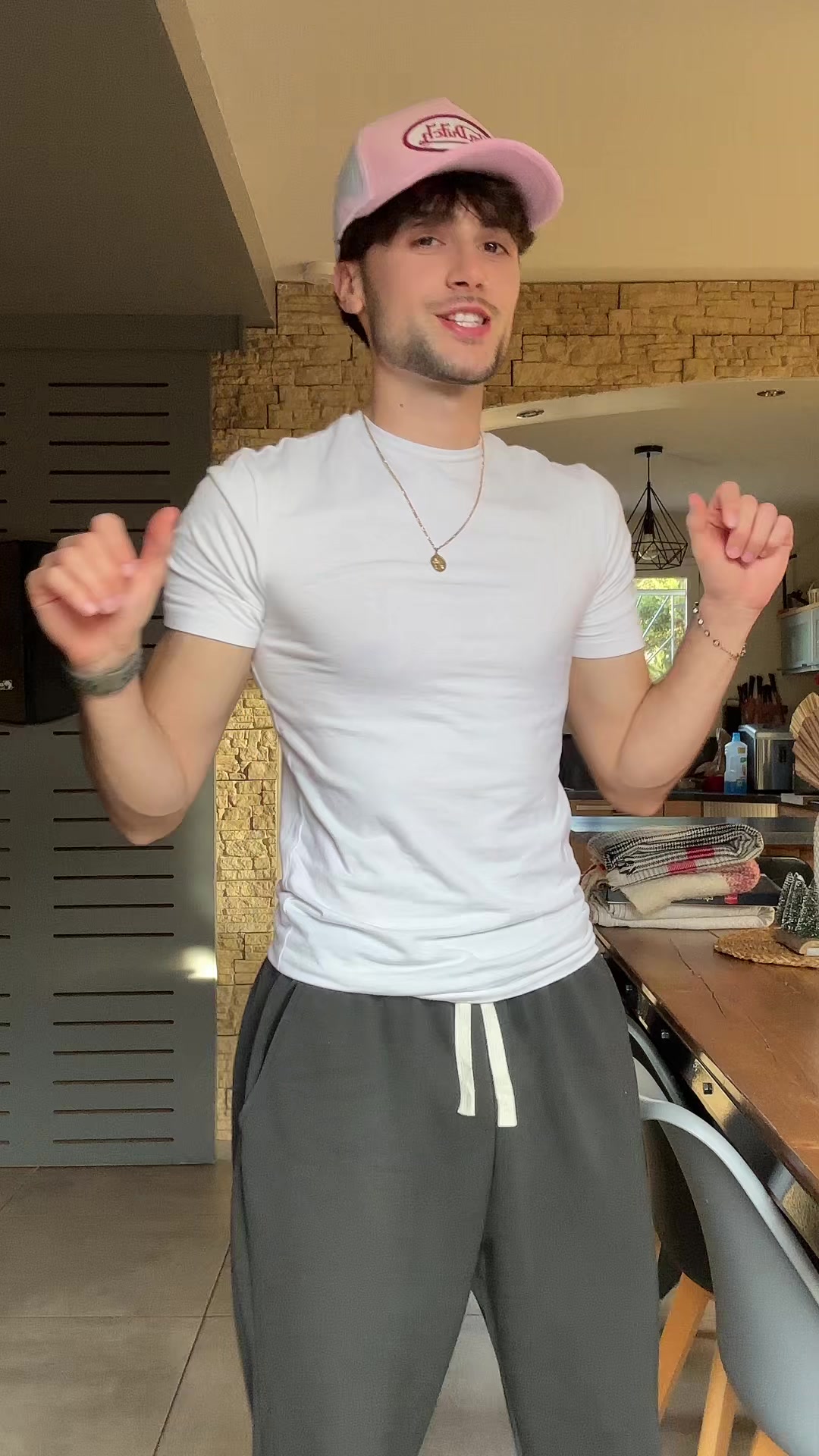 @lucasollie