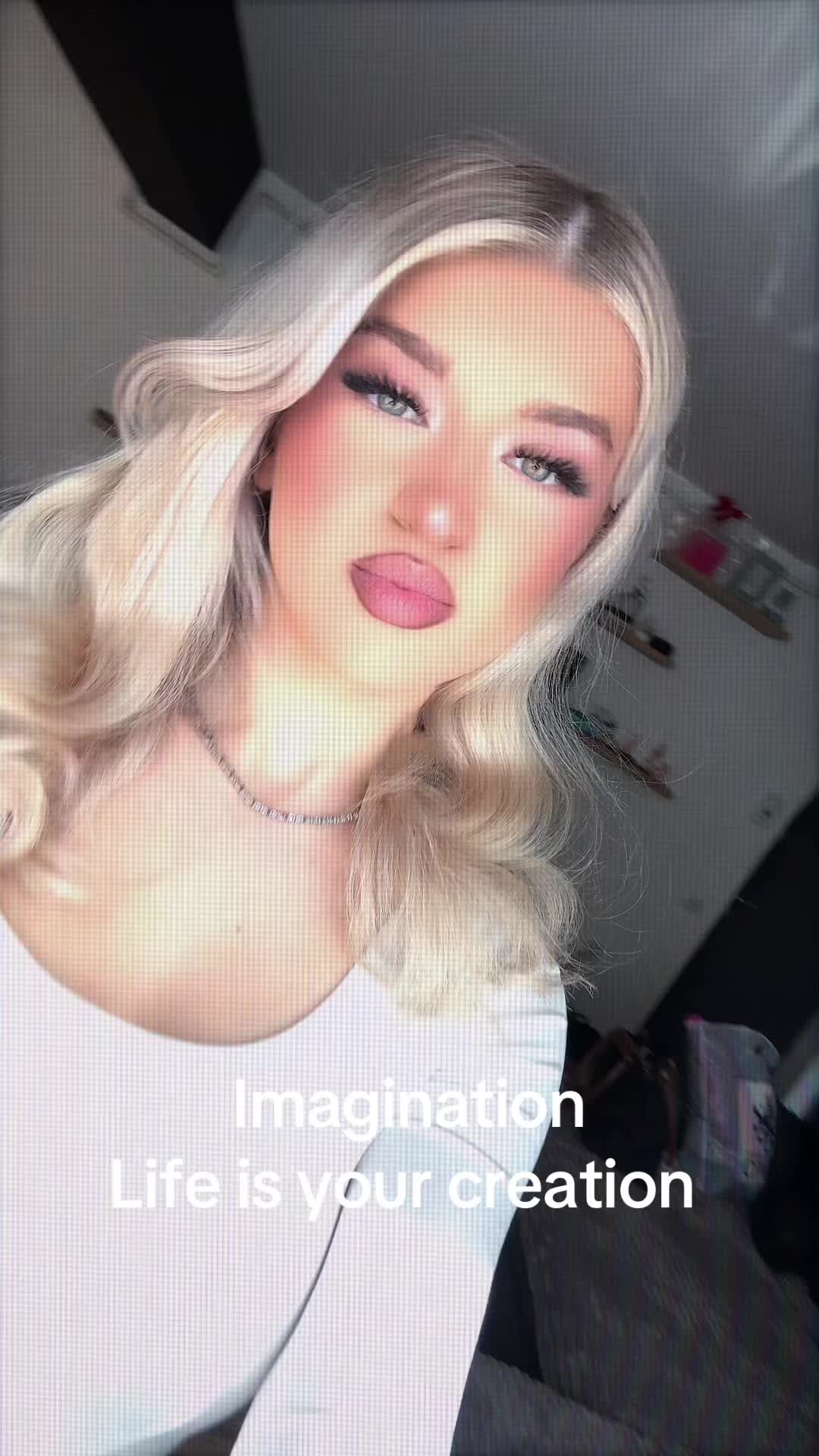 @Diana Damian 𝜗𝜚
