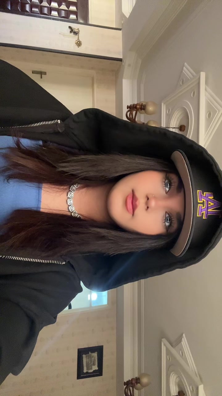 @𝐃🐈⬛𝐞𝐥𝐢