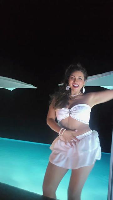 @Bella. Ponce