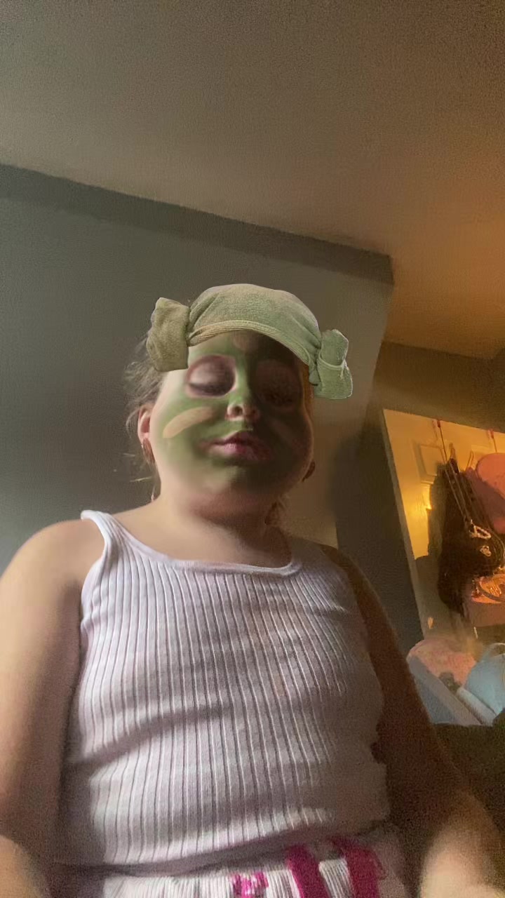 @QueenChanel09🛍️🎀✌🏻❤️💖💘
