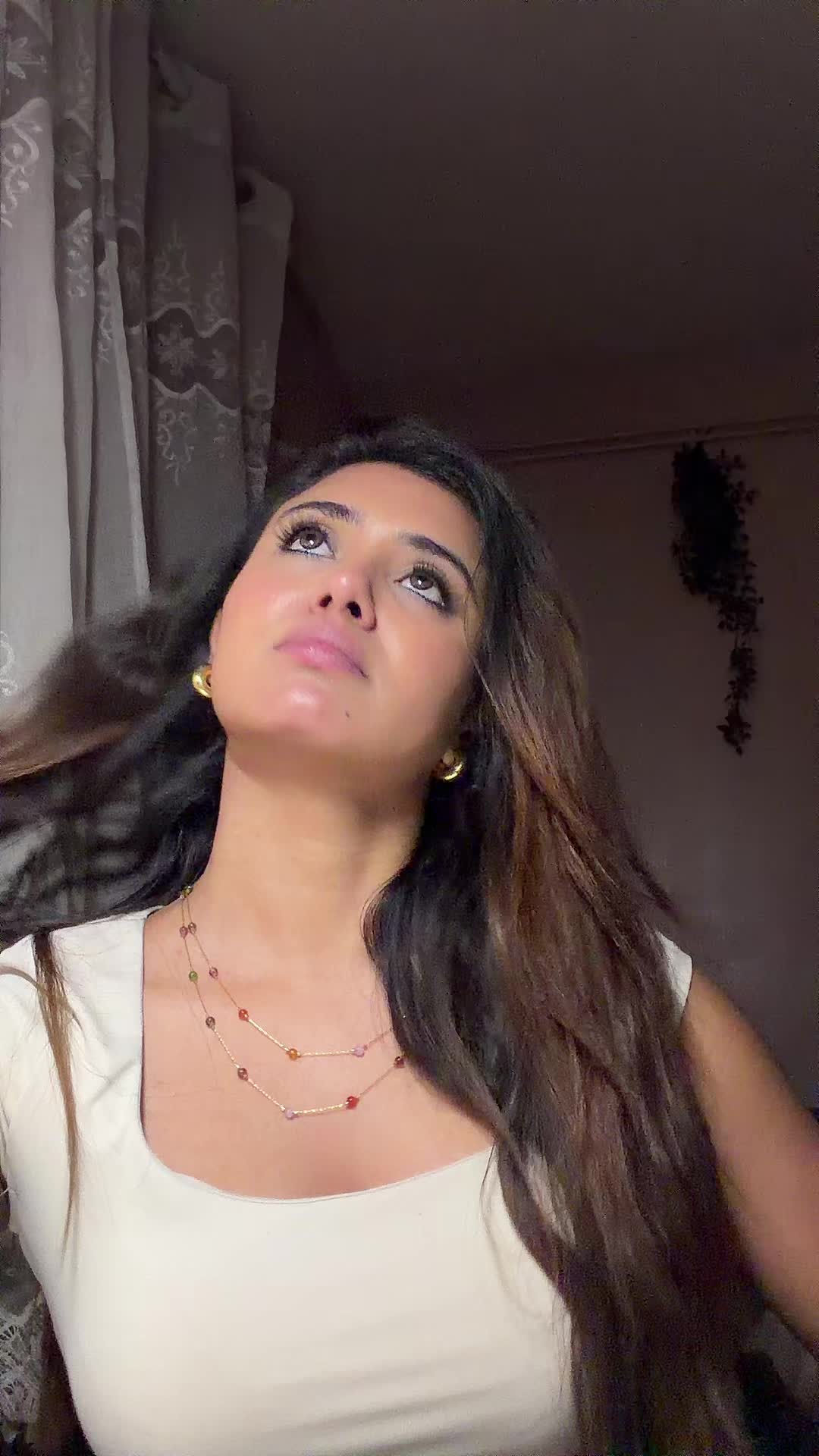 @Thusika