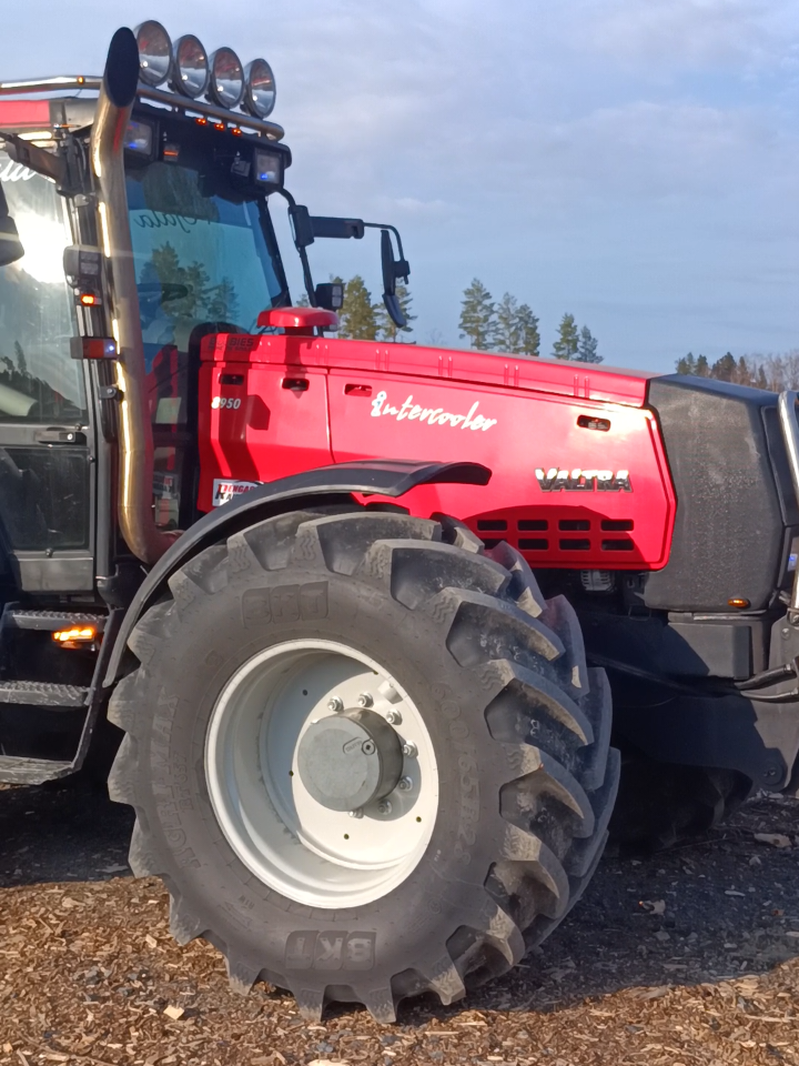 @J-P Kauppi