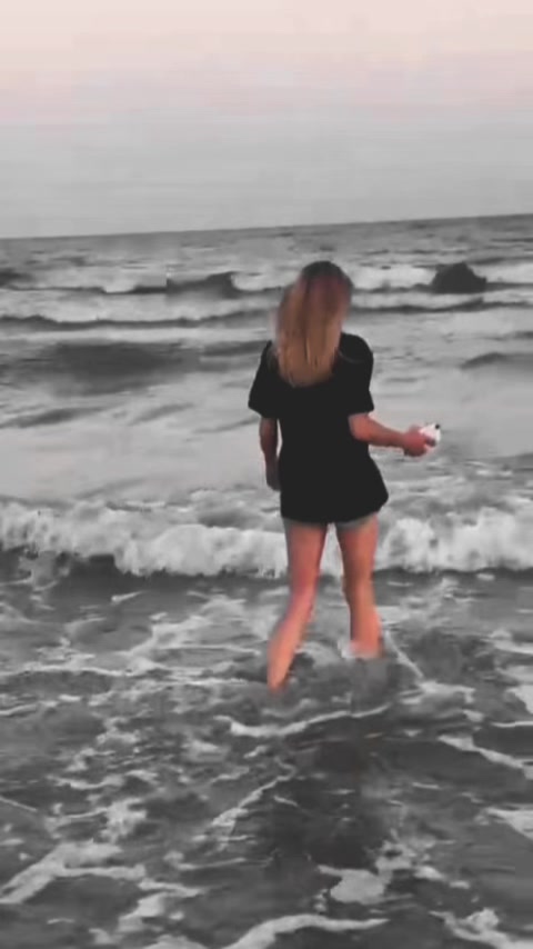 @KarinaArn99
