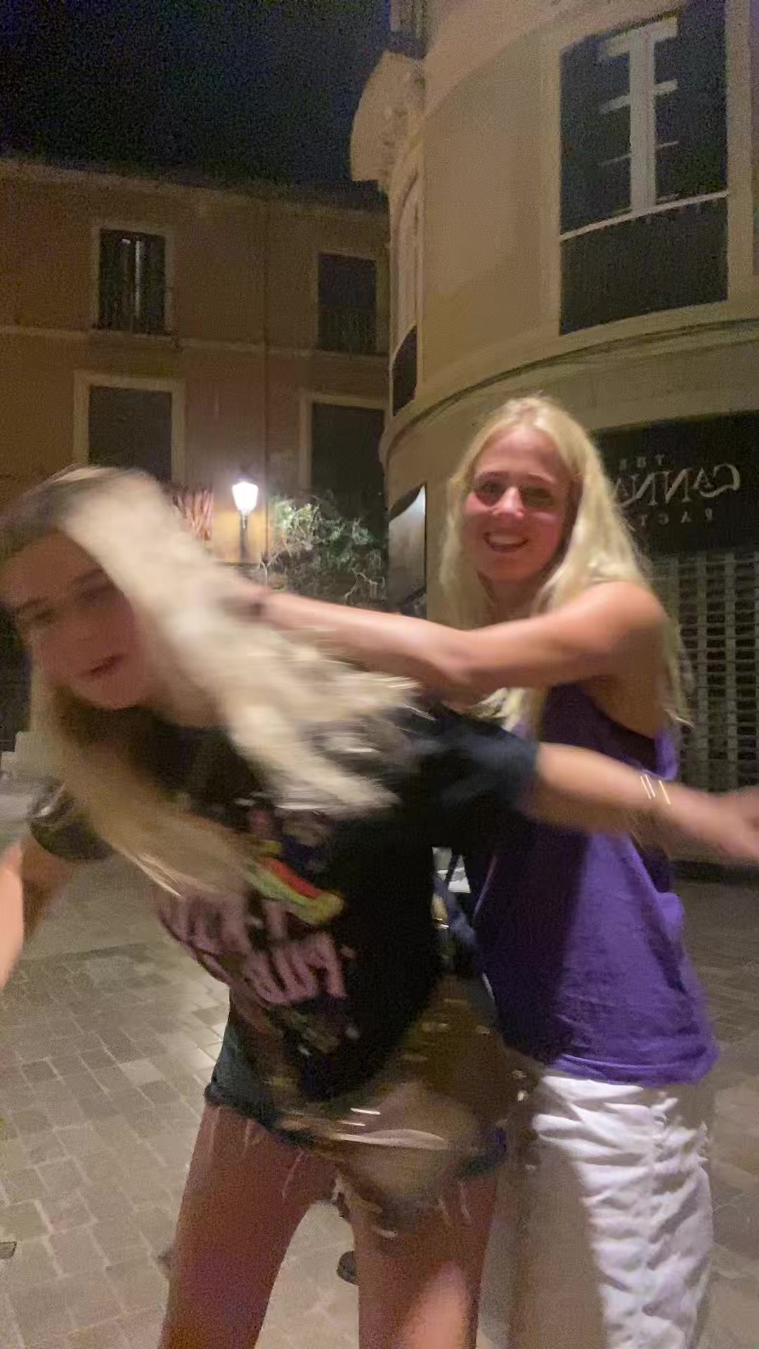 @Bustdownpollyanna