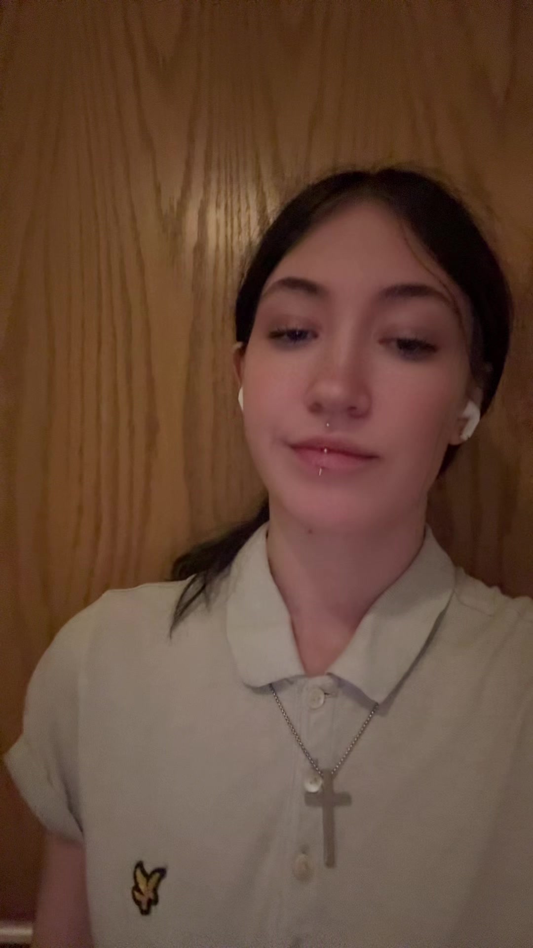 @️
