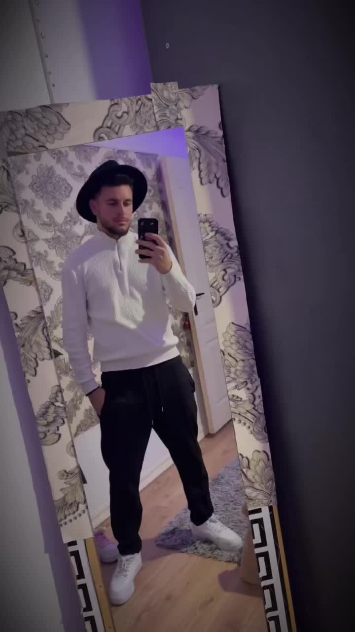 @Neluțu Elinu💣👑