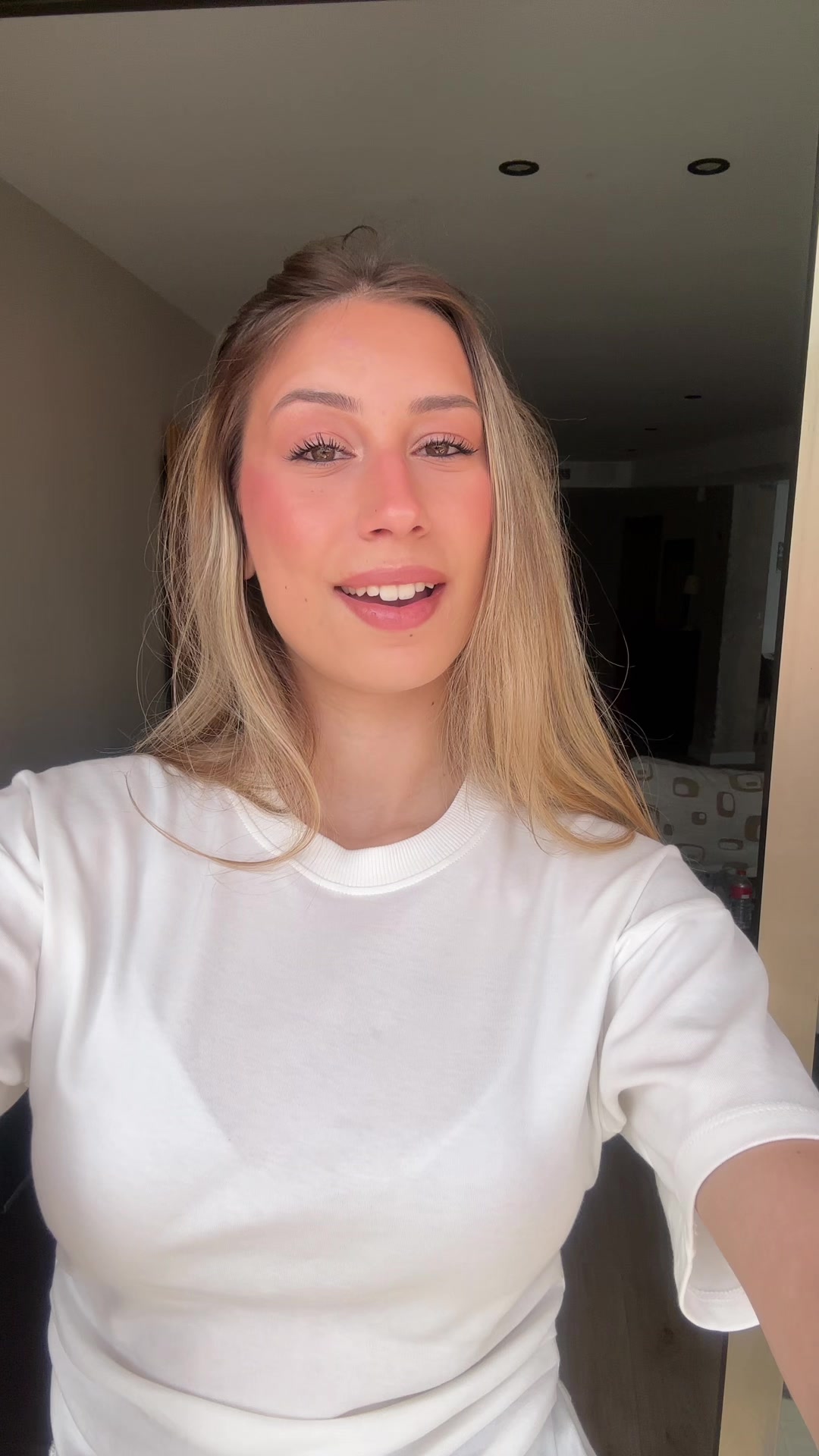 @daniela