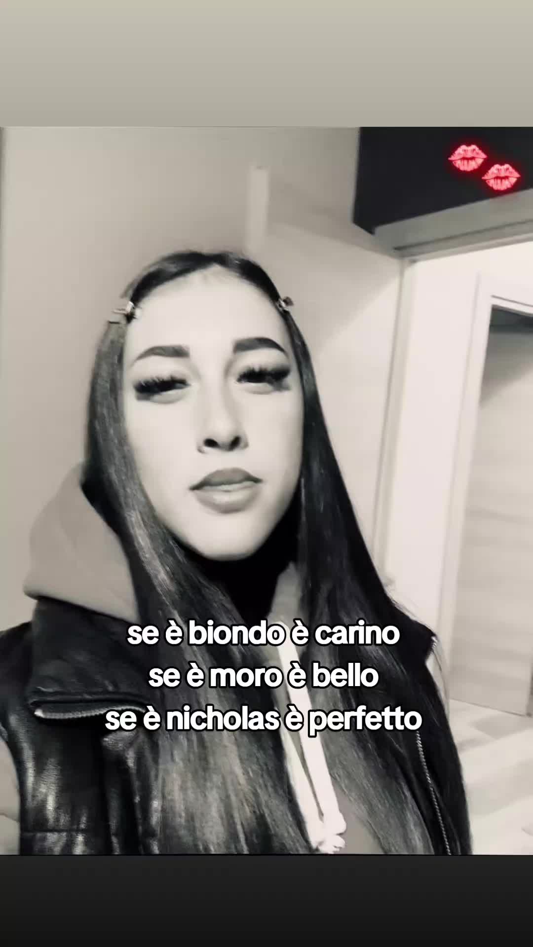 @𝑨𝑳💋