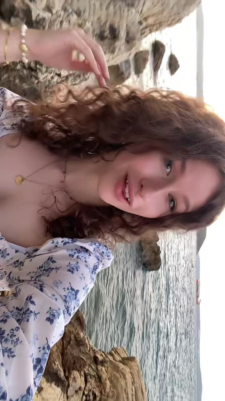 @Amelie
