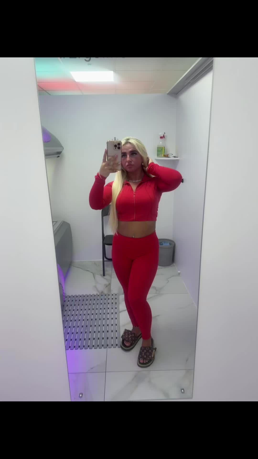 @Paigehannonx