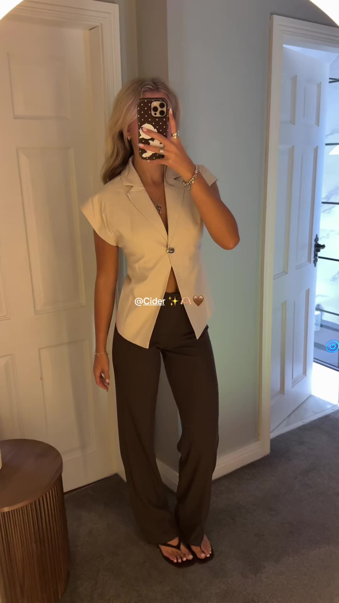 @Luciiijanek