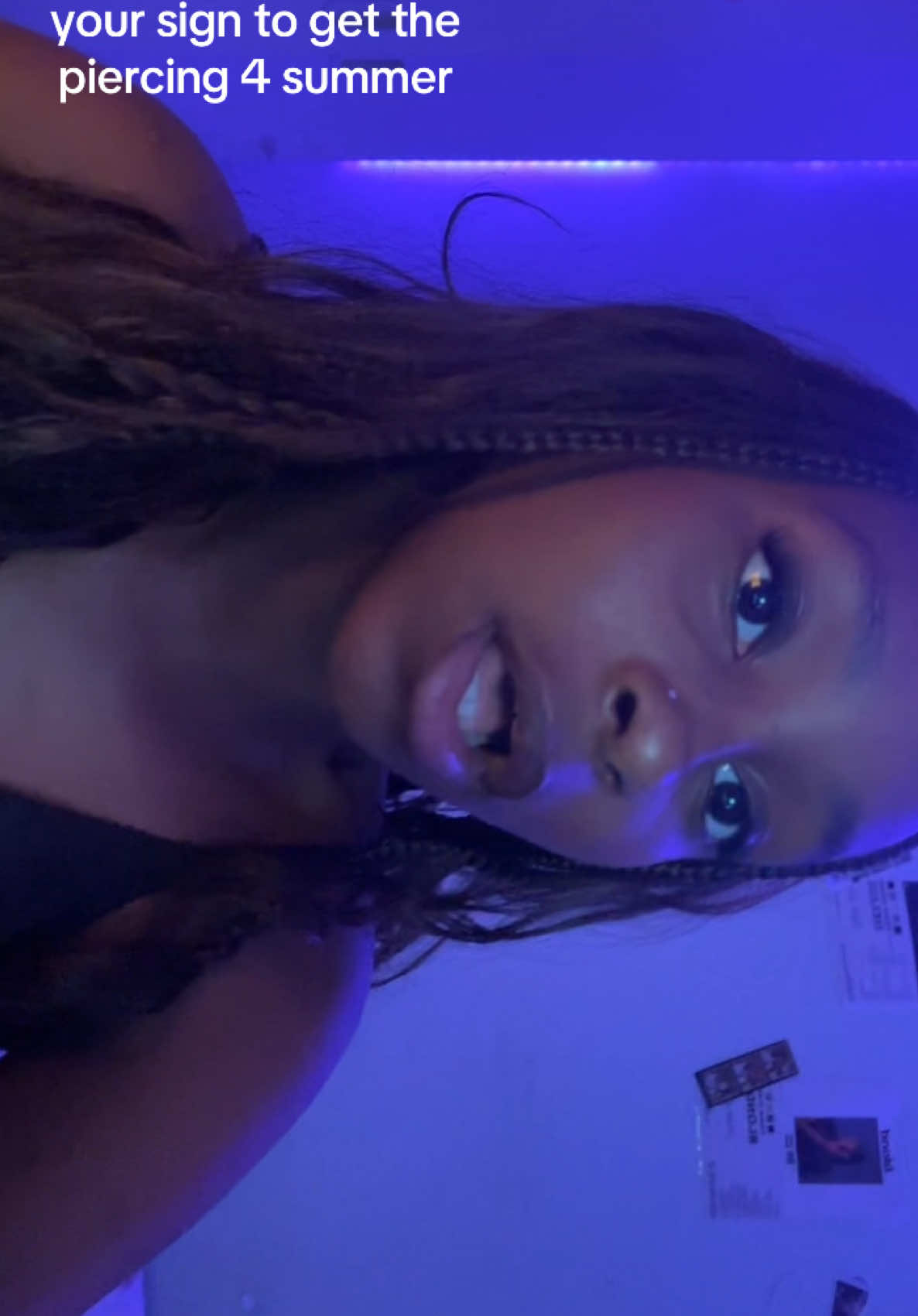 @🧖🏾&zwj;♀️