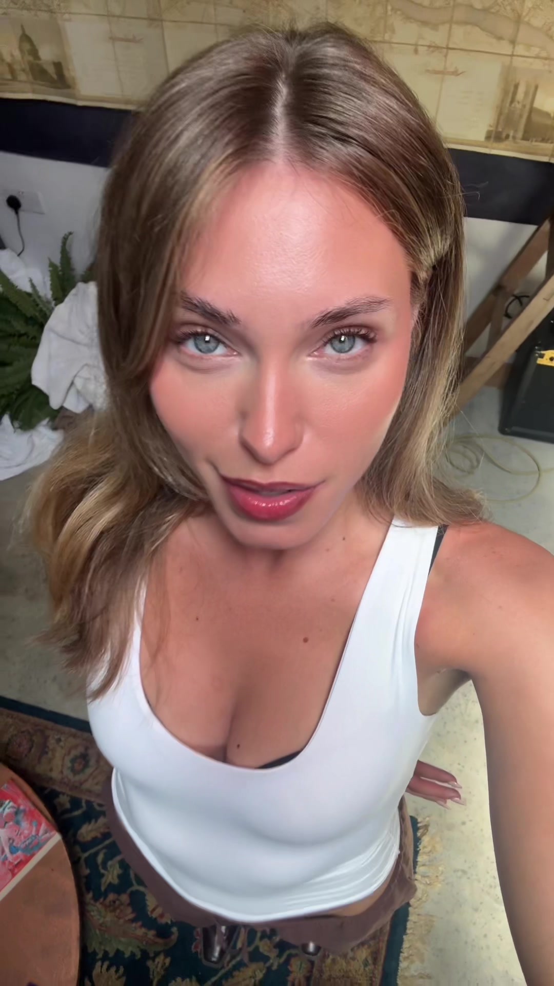 @ELLE