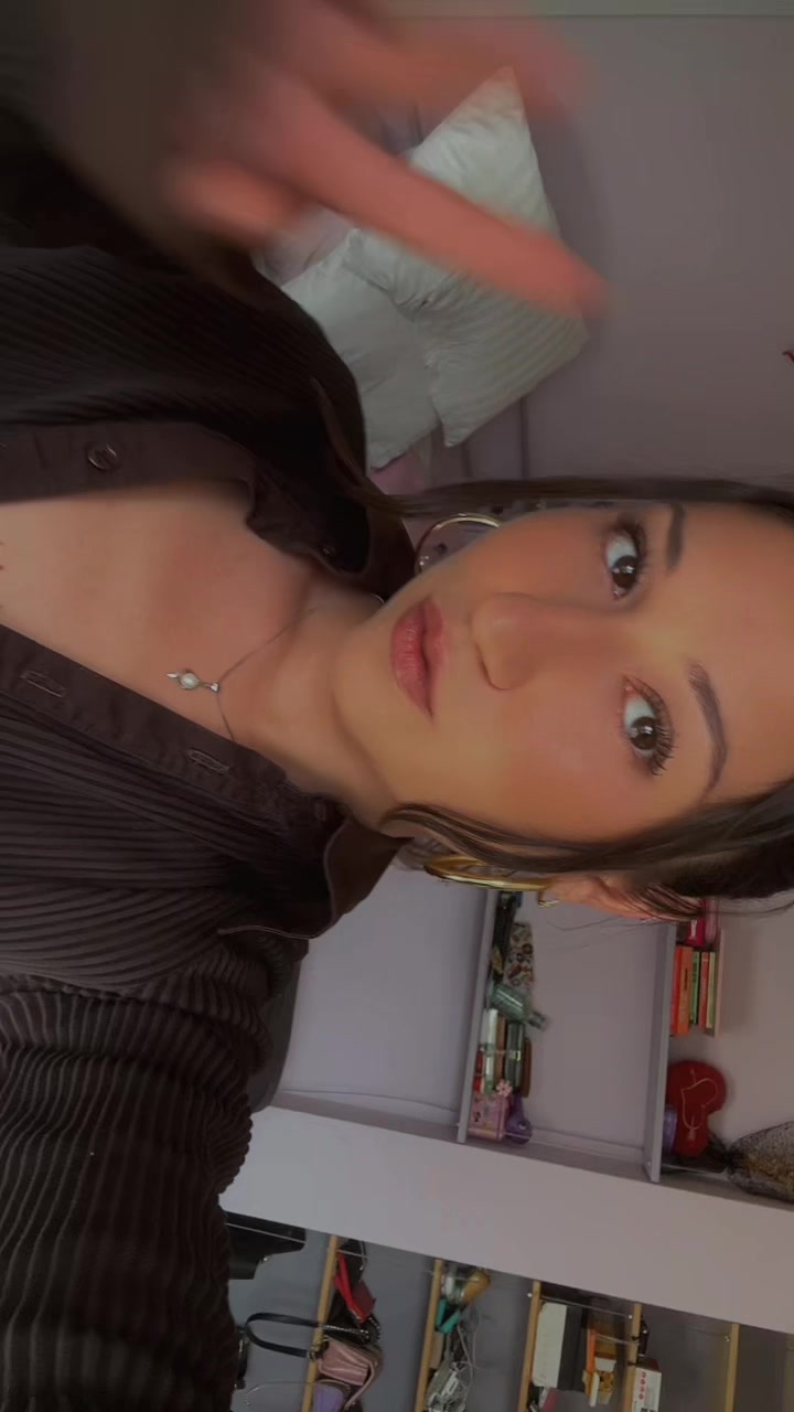 @_Sara_