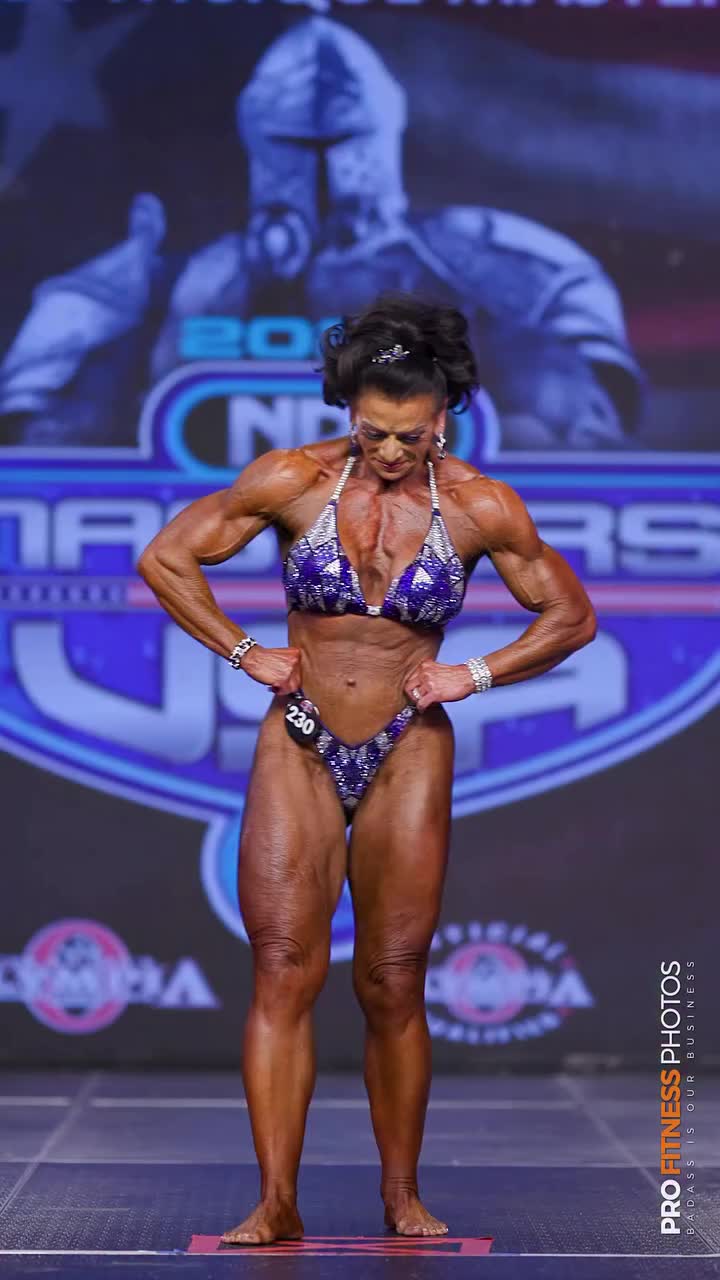 @musclegirls