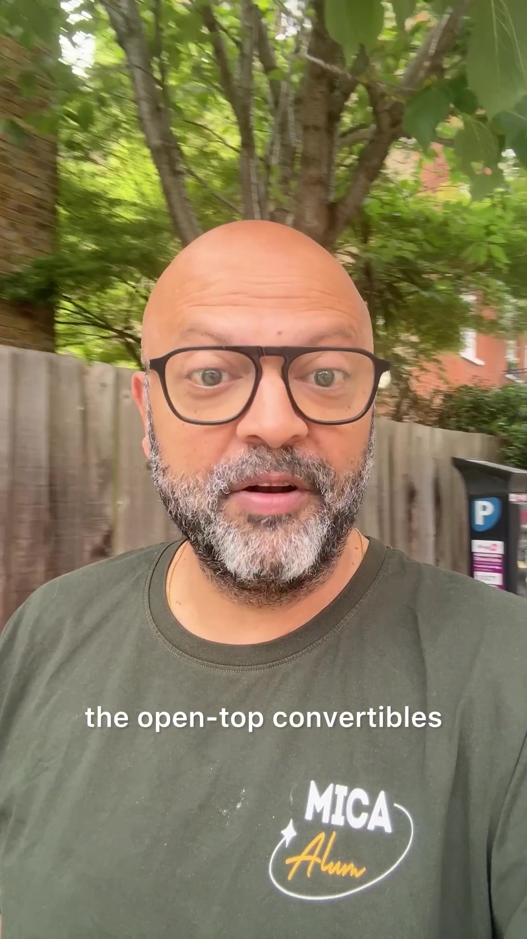 @thetravelingprofessor