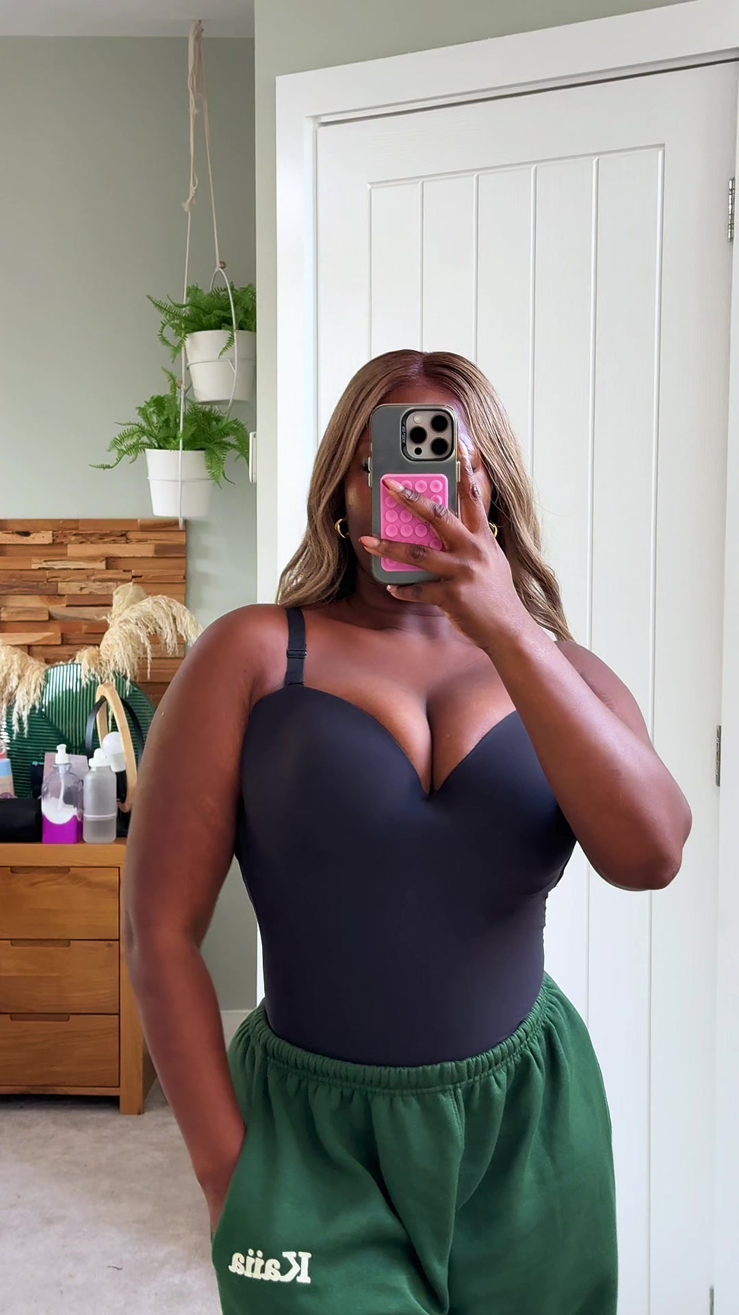 @Mary | TTS, Fashion, Skincare