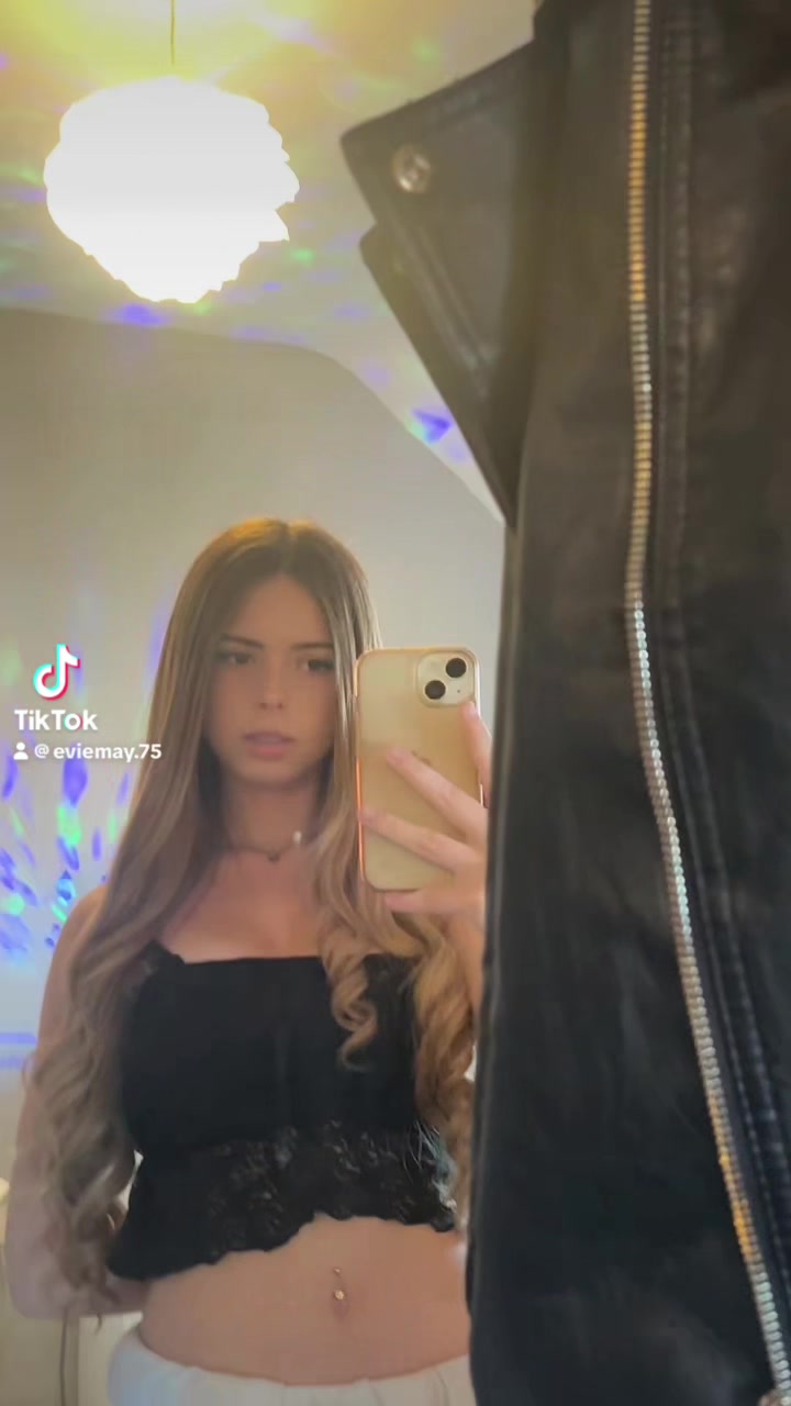 @𝐞𝐯𝐢𝐞✞