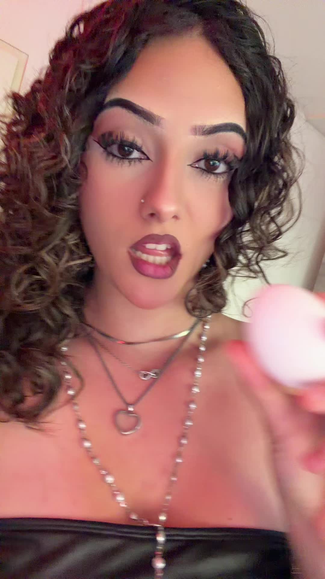 @𝐚𝐧𝐚