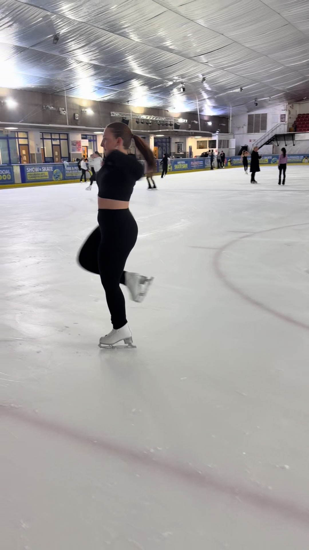 @Sofiá On Ice
