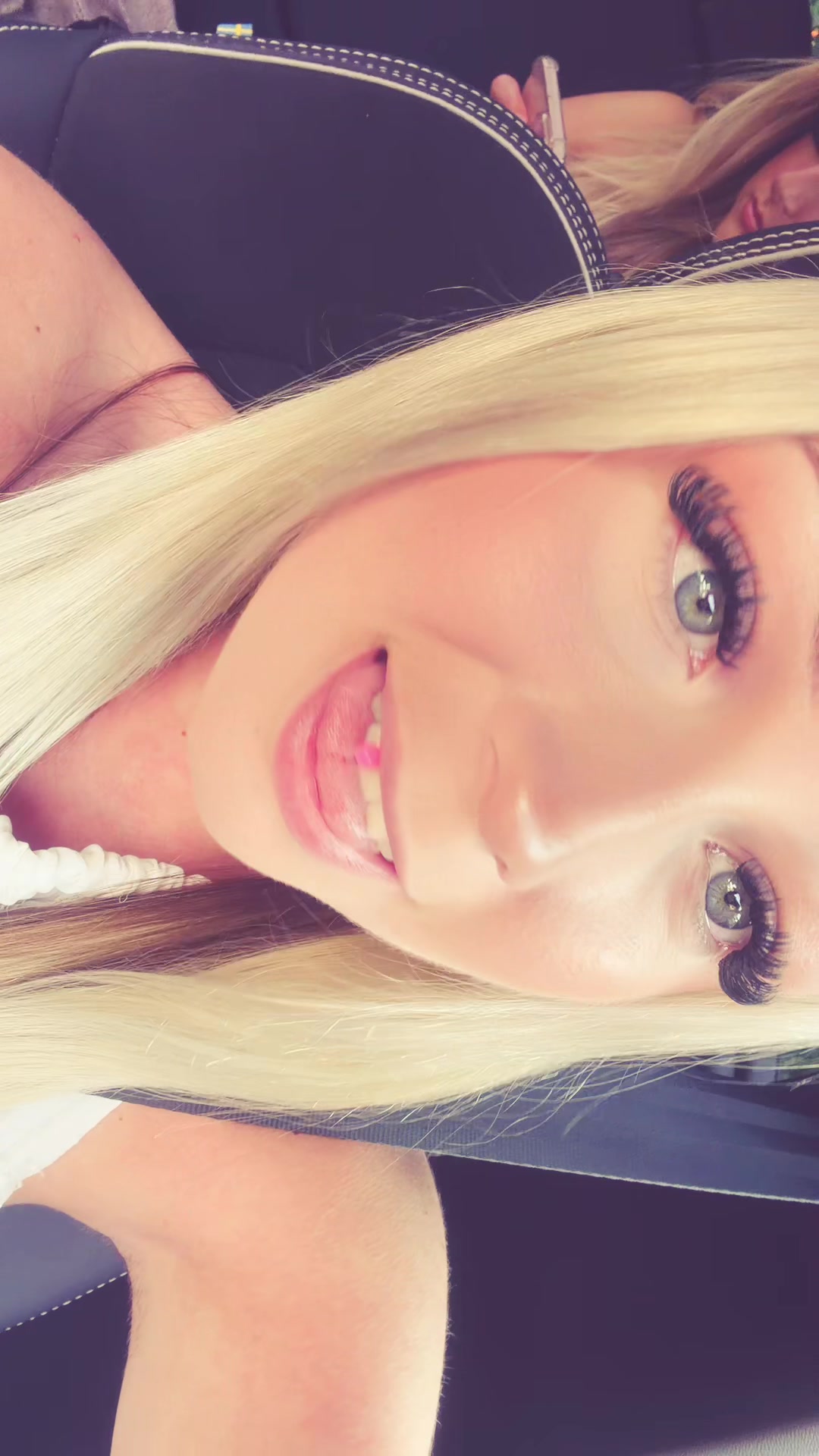 @𝓕𝓮𝓵𝓲𝓬𝓲𝓪🪽