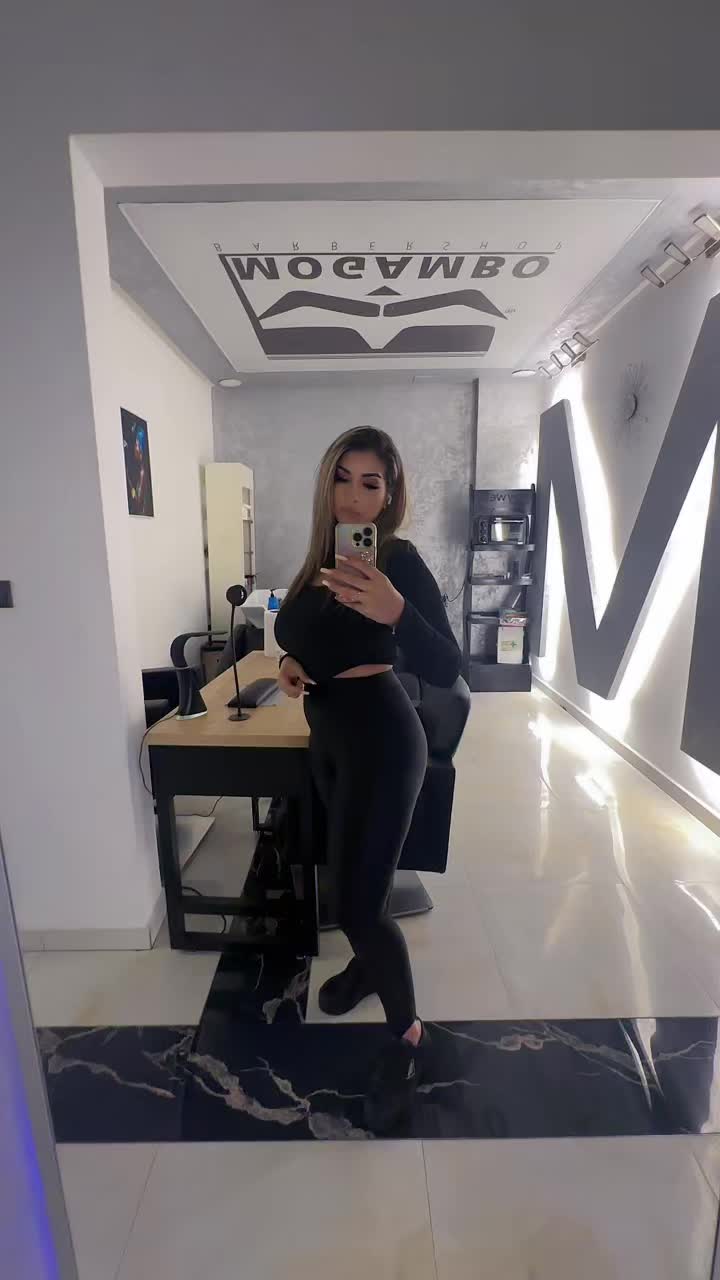 @Lussyy Lussyy