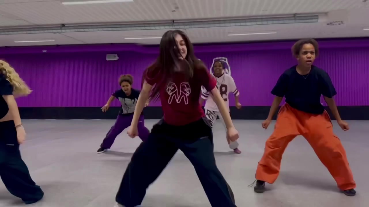 @MixDancers Academy