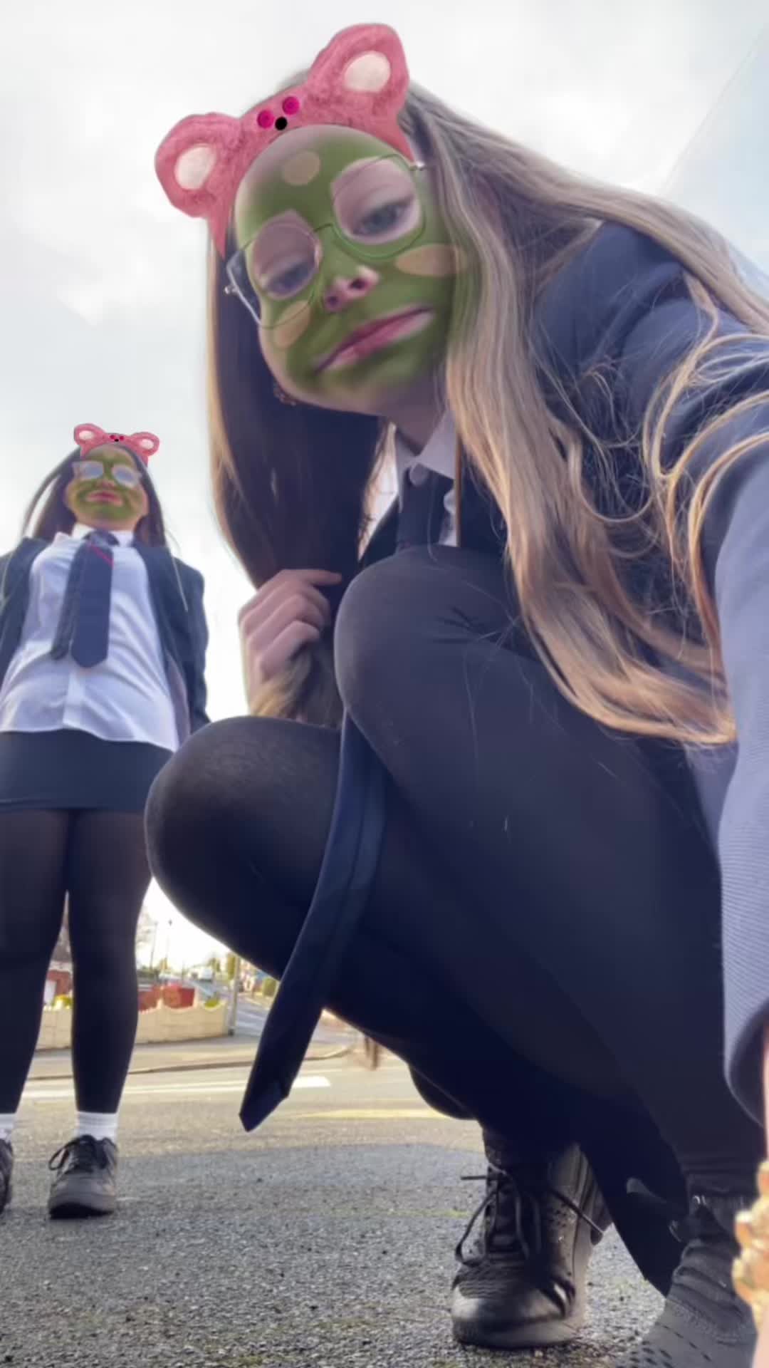 @Lolasandcaitlinsdanceaccount