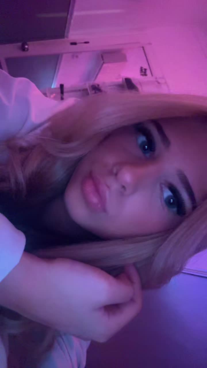 @𝐨𝐥𝐢𝐯𝐢𝐚-𝐞𝐬𝐦𝐞-🩷