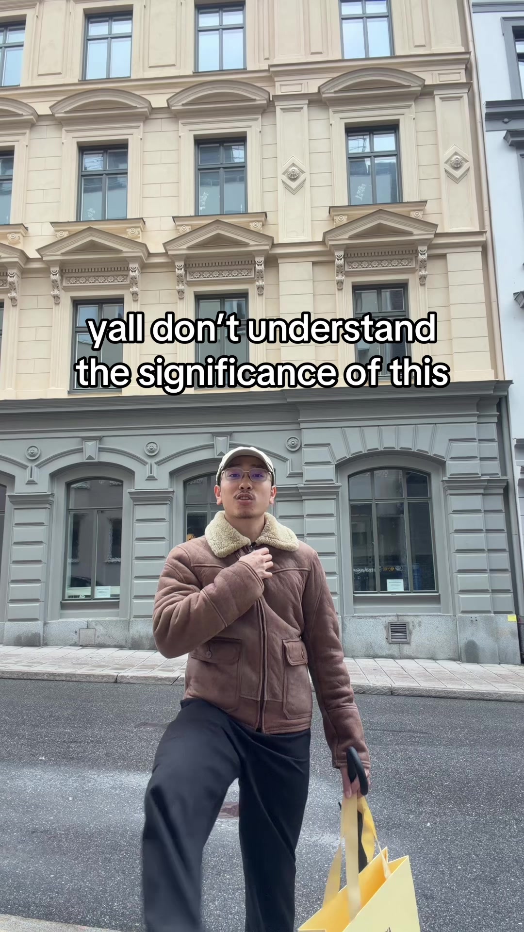 @roy hoang