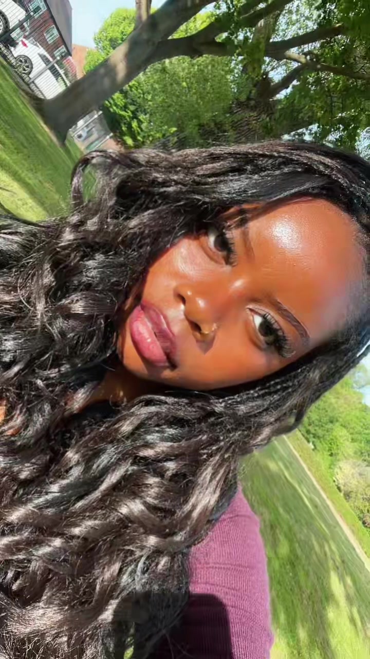 @🧝🏿♀️