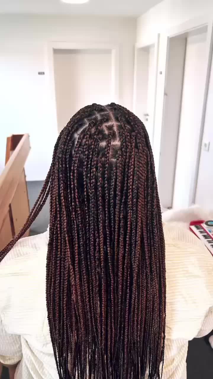 @Goldie’s braids