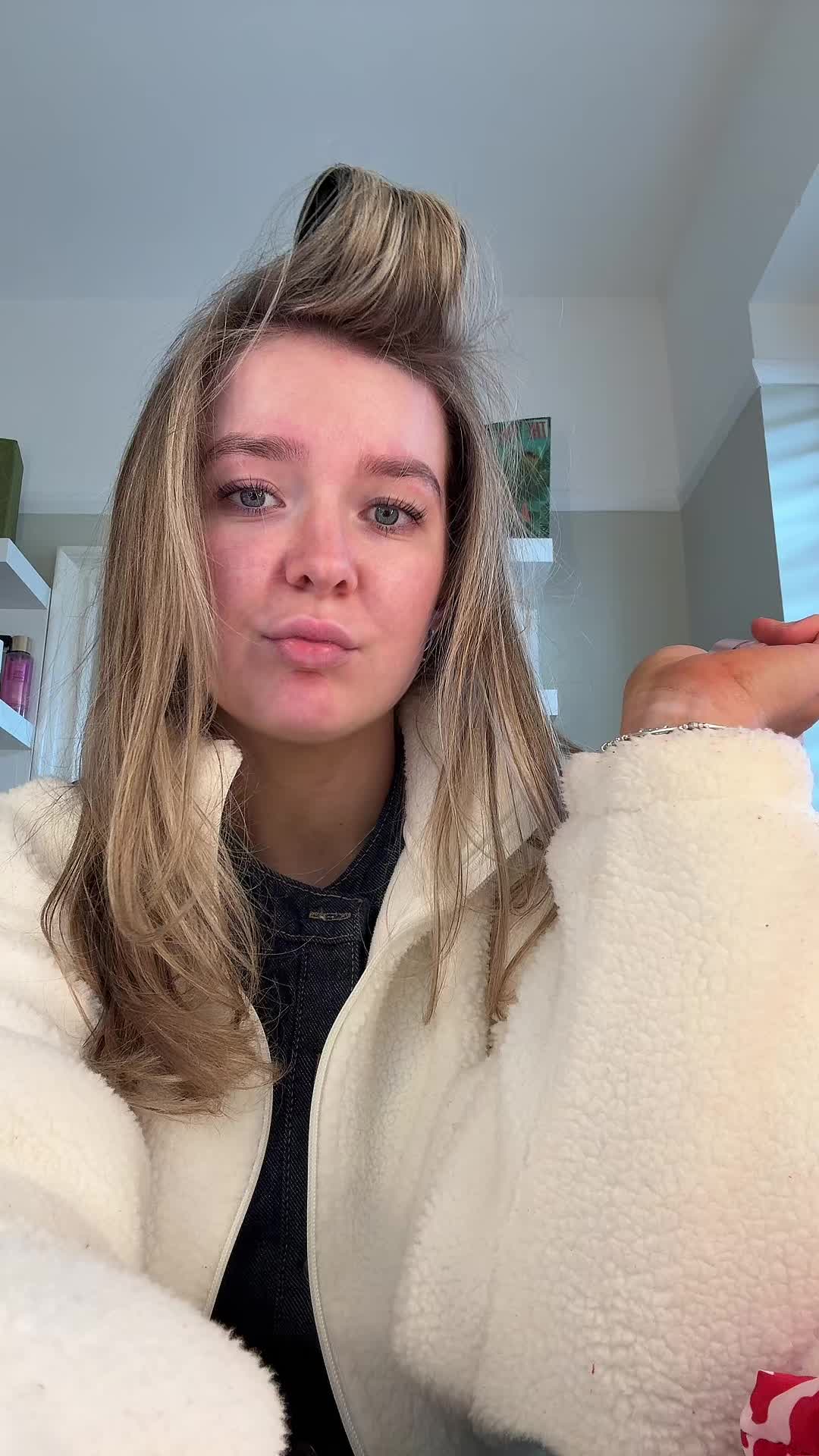 @phoebec077