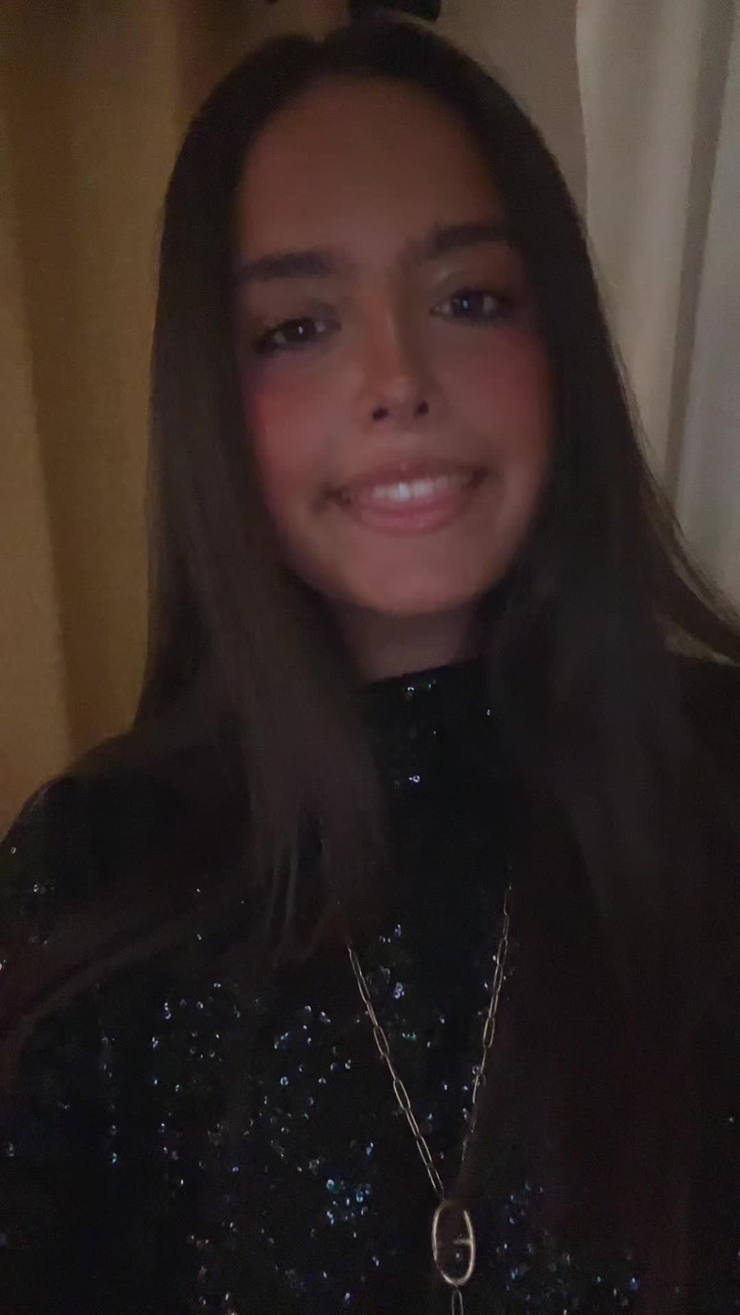 @Ev’