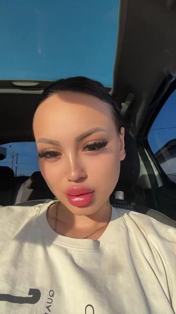 @Denisa