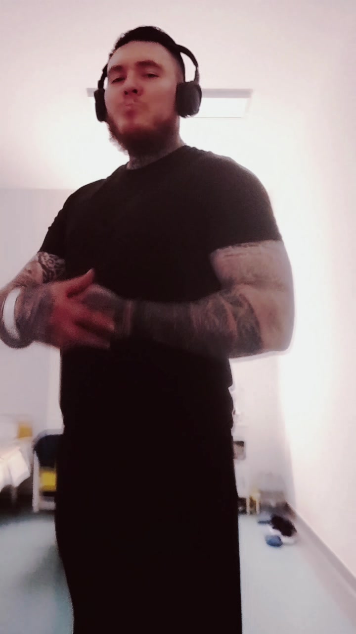 @Dániel Vidra