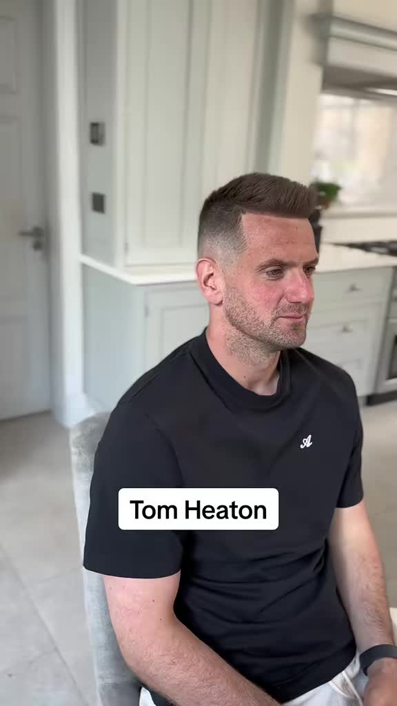 @simontownley